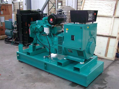 唐县200kw康明斯柴油发电机组图片 唐县200kw康明斯柴油发电机组图片